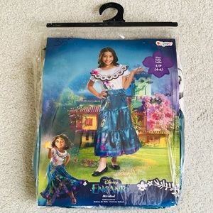 NWT Disney Encanto Mirabel Kids Halloween Costume